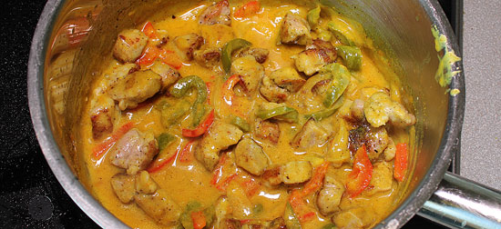 Currysauce mit Fleisch