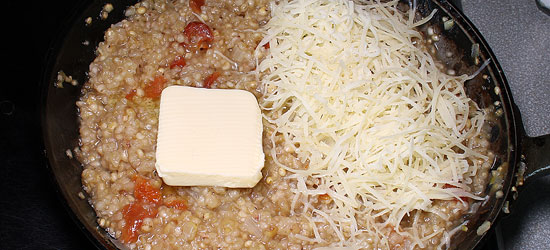 Hirsotto mit Butter und Käse