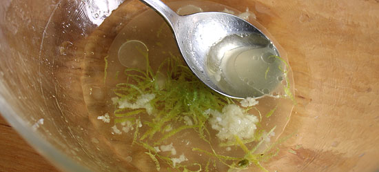 Salatsauce mit Limette