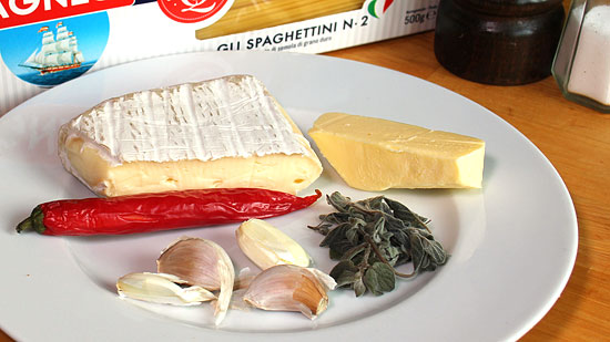 Zutaten Knoblauchspaghetti mit Brie