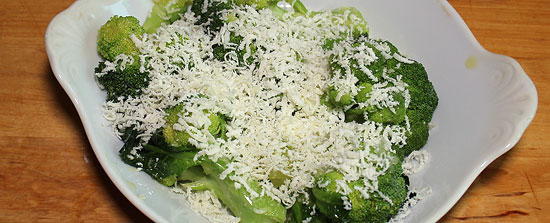 Broccoli mit Parmesan