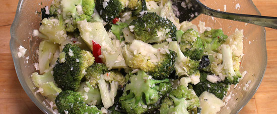Broccolisalat vermischt
