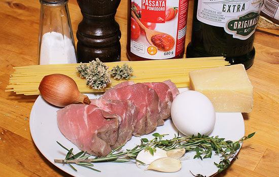 Zutaten Kräuter-Knoblauch-Piccata mit Tomatenspaghetti