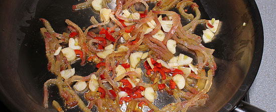 Guanciale, Knoblauch und Peperoncino