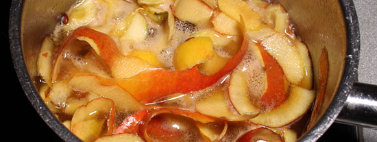 Apfelschalen auskochen