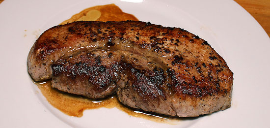 Schweinshuft-Steak im Ofen gegart
