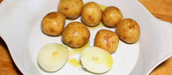 Ofenkartoffel mit Zwiebel
