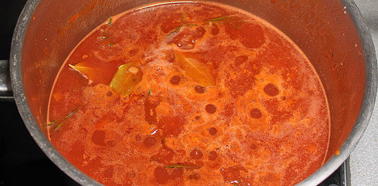 Suppe mit Passata kochen