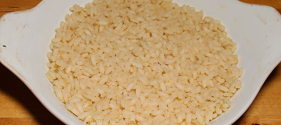 Erste Lage Reis einschichten