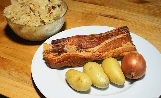Zutaten Geräucherter Brustspitz mit Sauerkraut