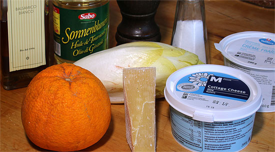 Zutaten Chicoréesalat mit Orangen und Hüttenkäse