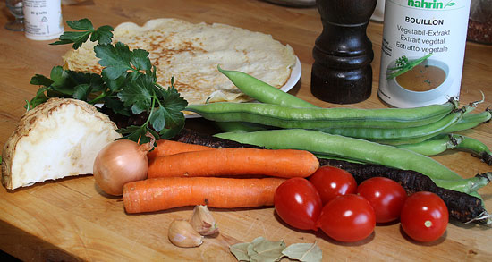 Zutaten Omelettenstreifen mit Gemüseragoût