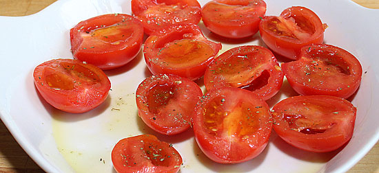 Tomaten mit Olivenöl