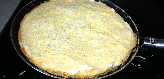 Omelette soufflee mit Parmesan