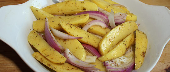 Zwiebelkartoffeln ofenbereit