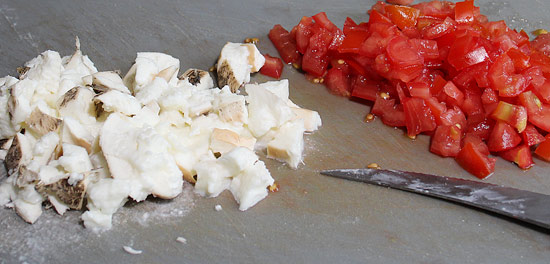 Mozzarella und Tomaten geschnitten