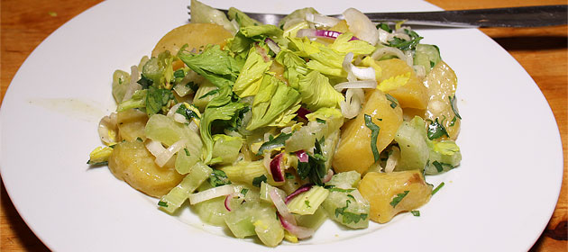 Kartoffel-Stangensellerie-Salat