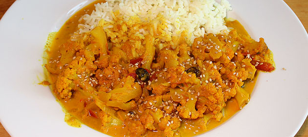 Blumenkohl-Curry mit Basmati-Reis
