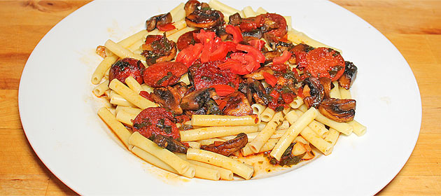 Maccheroni mit Chorizo und Champignons