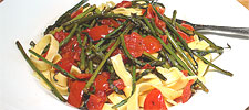 Taglialle con aspargi e pomodoro all umbria - Nudeln mit wildem Spargel und Tomate